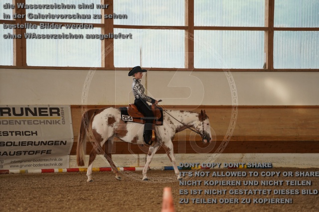 s_A_902450.JPG
